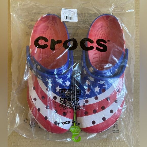 NEW Crocs Classic American Flag Clogs Men’s 10 Women\'s 12 Team USA Patriotic